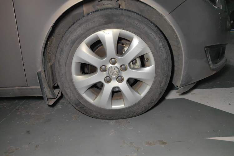 Used Buick Regal 2015 2.0L Leading Fashion Edition