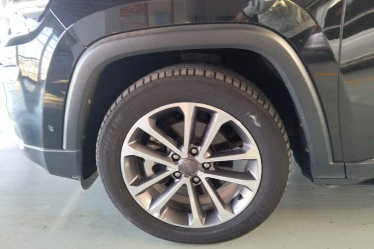 Used Jeep Grand Commander 2018 2.0T Four-Wheel Drive Enjoyment Version China V
