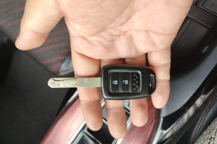 Used Honda XR-V 2015 1.8L EXi CVT Comfort Version