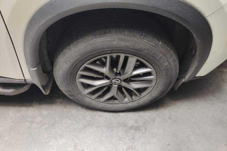 Used Nissan X-Trail 2022 VC-Turbo 300 CVT 2WD Star & Moon Limited Edition Right Front Wheel Hub