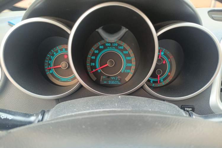 Used CHANGAN Eado 2014 1.6L Manual Luxury Model
