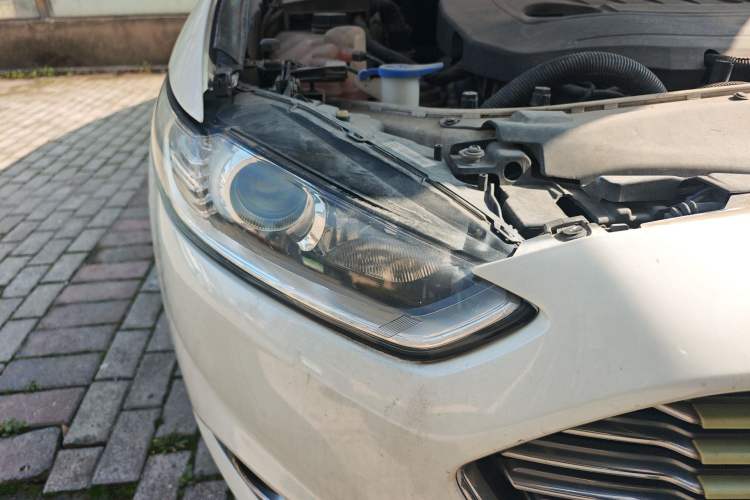 Used Ford Mondeo 2013 1.5L GTDi180 Fashion Edition Right Front Headlight