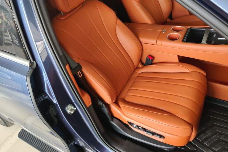 Used Hima AITO M7 2026 Model Range-Extending Ultra All-Wheel Drive 5-Seater Version
