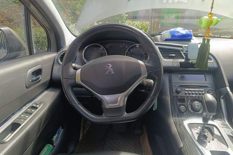 Used Peugeot 3008 2015 2.0L Automatic Trend Edition