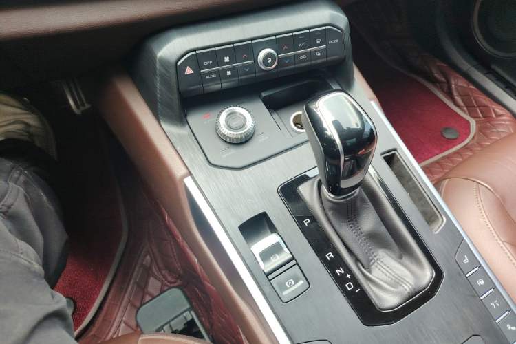 Used Wey P8 2018 2.0T Flagship Model
