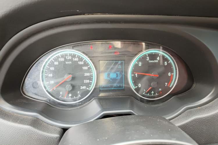 Used Brilliance V5 2012 1.6L Automatic Comfort Edition