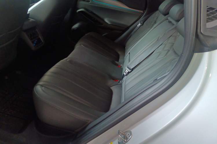 Used BYD Song L EV 2025 Intelligent Driving Version 662 km LiDAR Excellence Edition