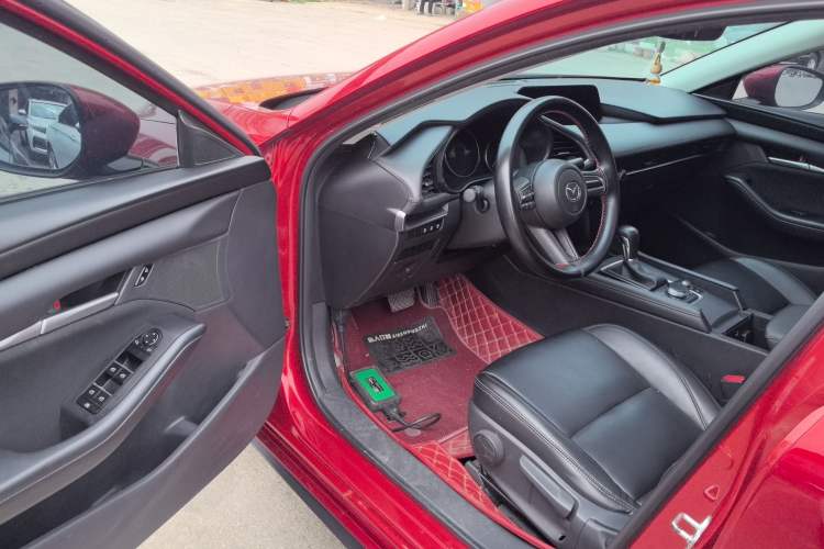 Used Mazda 3 Axela 2020 1.5L Automatic Zhiyue Sunroof Version Driver Seat