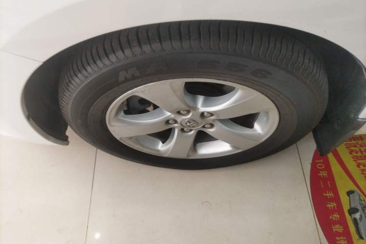 Used Toyota Sienna 2015 3.5L Two-Wheel Drive L
