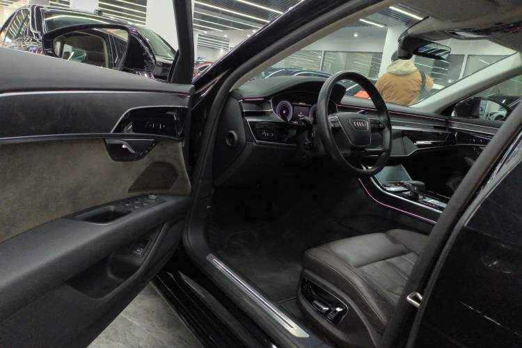 Used Audi A8 2019 Plus A8L 50 TFSI quattro Comfort Model