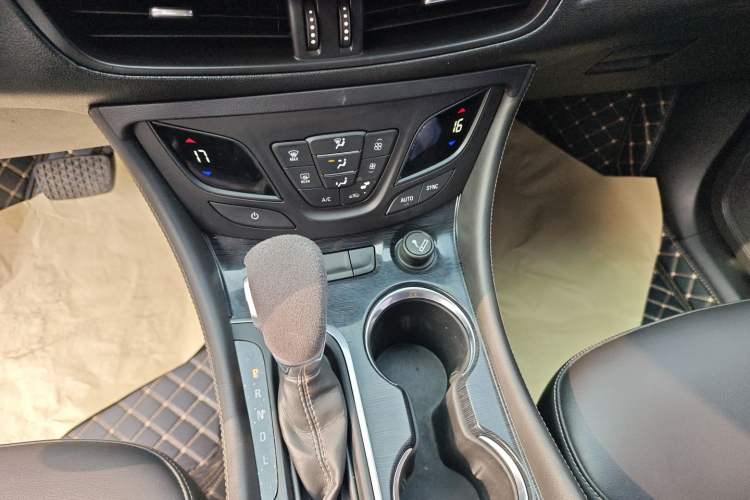 Used Buick Envision 2015 20T Two-Wheel-Drive Leading Model