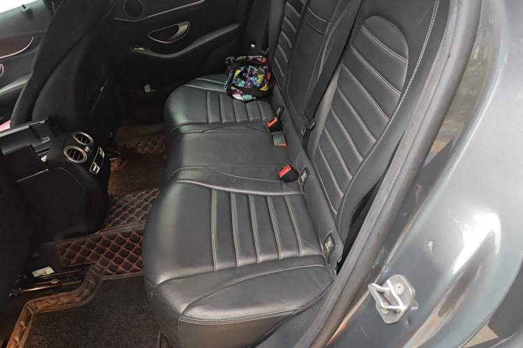 Used Mercedes-Benz GLC 2016 GLC 300 4MATIC Luxury Model
