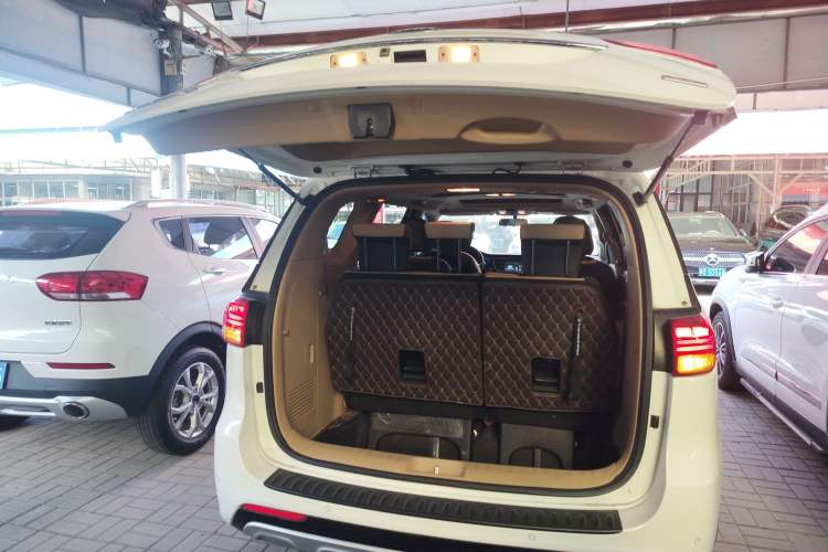 Used Kia Carnival (Import) 2015 3.3 GDI Luxury Edition China V Standard