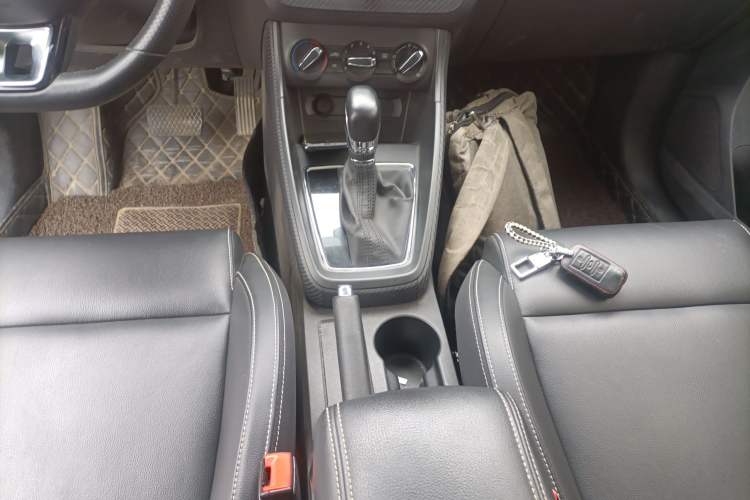 Used MG ZS 2019 1.5L Automatic Global Luxury Edition China VI Standard
