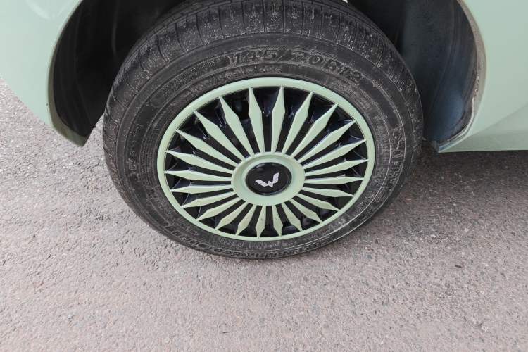 Used Wuling Hongguang MINIEV 2022 Macaron Premium Model – Lithium Iron Phosphate
