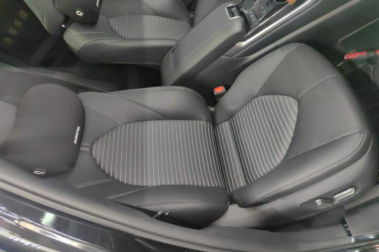 Used Toyota Crown Kluger 2023 2.5L HEV Four-Wheel Drive Prestige Edition Right Front Seat