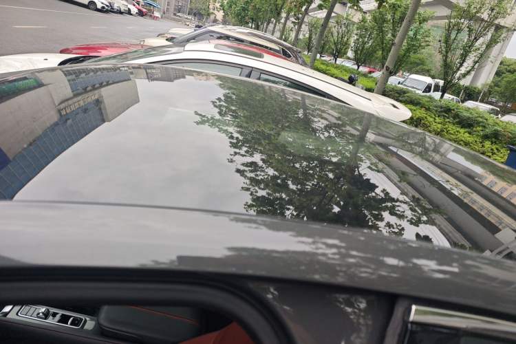 Used Lincoln Z 2025 2.0T Prestige Edition Roof