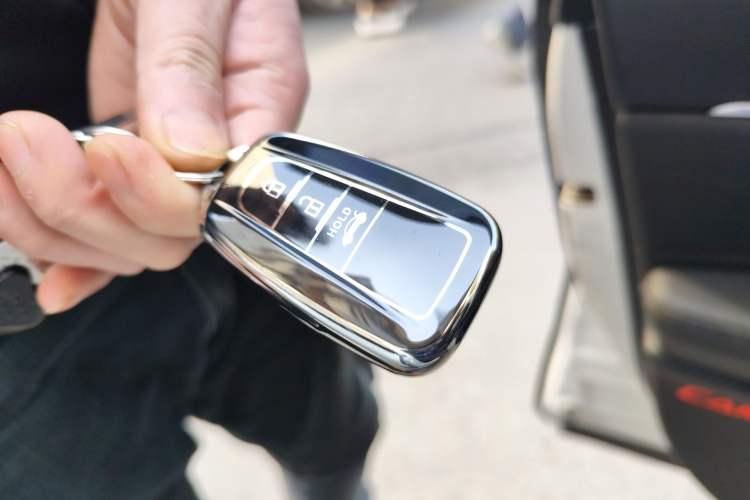 Used Toyota Camry 2019 2.5G Luxury Edition China VI Standard