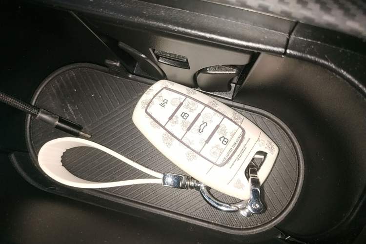 Used Haval H6S 2022 2.0T Two-Wheel Drive ZhiRun Version Vehicle Key