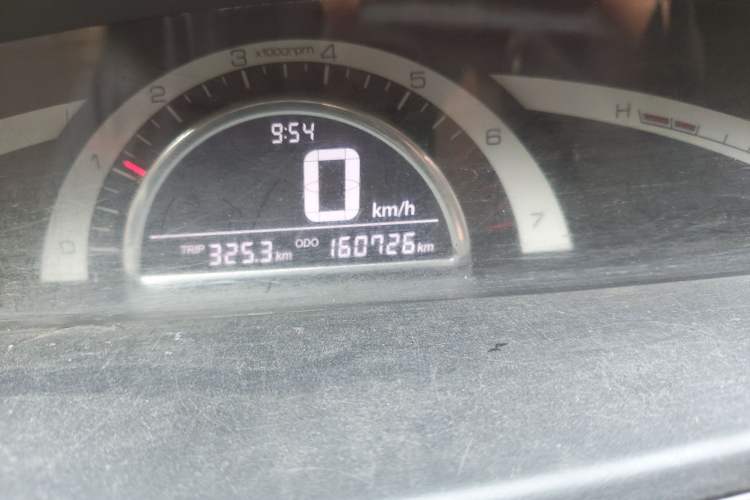Used Lifan Auto Letu 2015 1.5L S Comfort Version Odometer Close Up