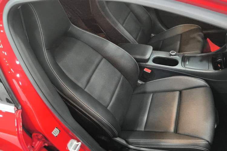 Used Mercedes-Benz GLA 2016 GLA 200 Fashion Model