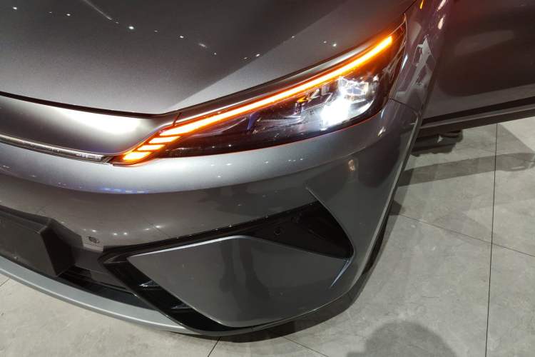 Used BYD Yuan PLUS 2025 Intelligent Driving Version 510 km Leading Edition
