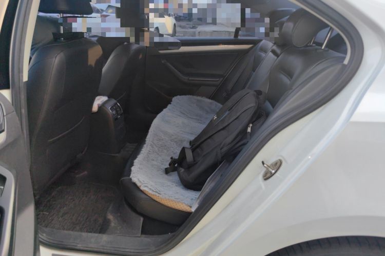 Used Volkswagen Sagitar 2015 230TSI Automatic Comfort Version