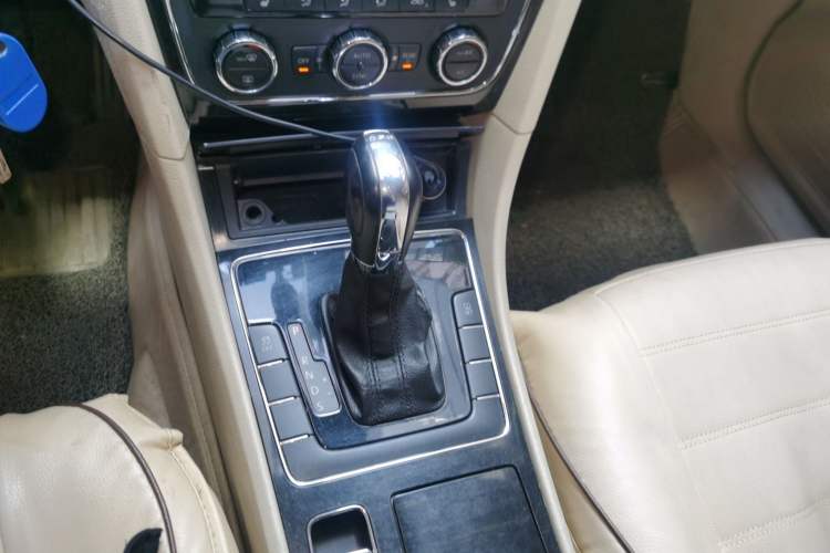 Used Volkswagen Passat 2013 1.8TSI DSG Prestige Edition