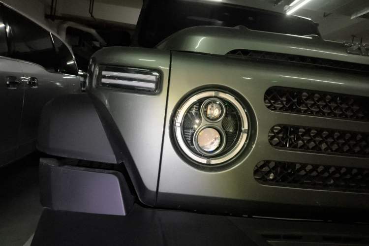 Used 212 T01 2024 2.0T Explorer