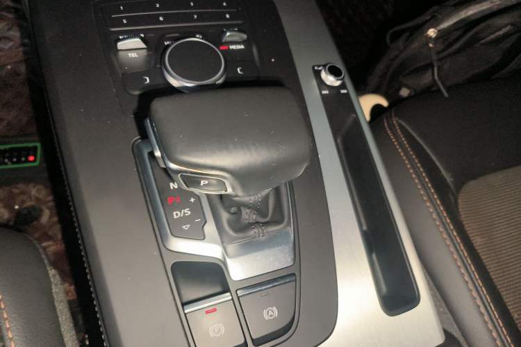 Used Audi Q5L 2020 Revised 40 TFSI Prestige Edition
