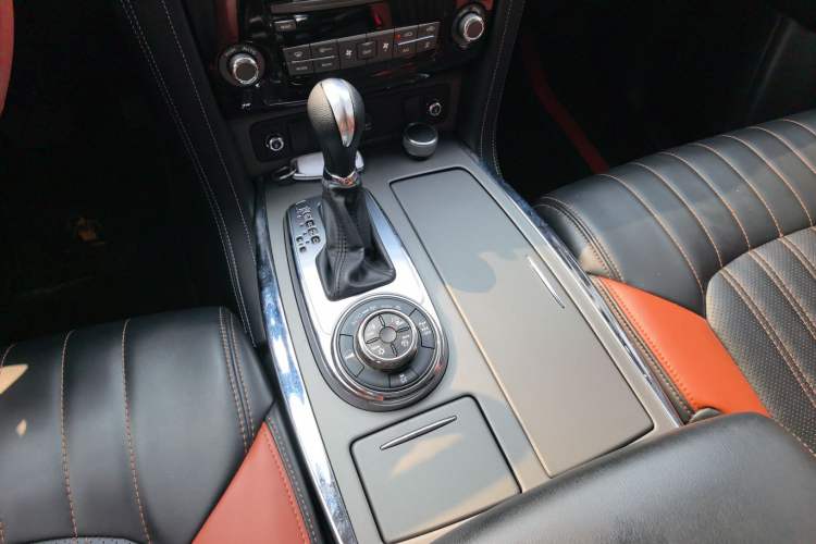 Used Nissan Patrol 2019 Y62 4.0L SE-T1 Middle East