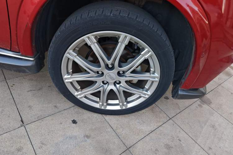 Used Infiniti ESQ 2014 1.6L Spontaneous Edition
