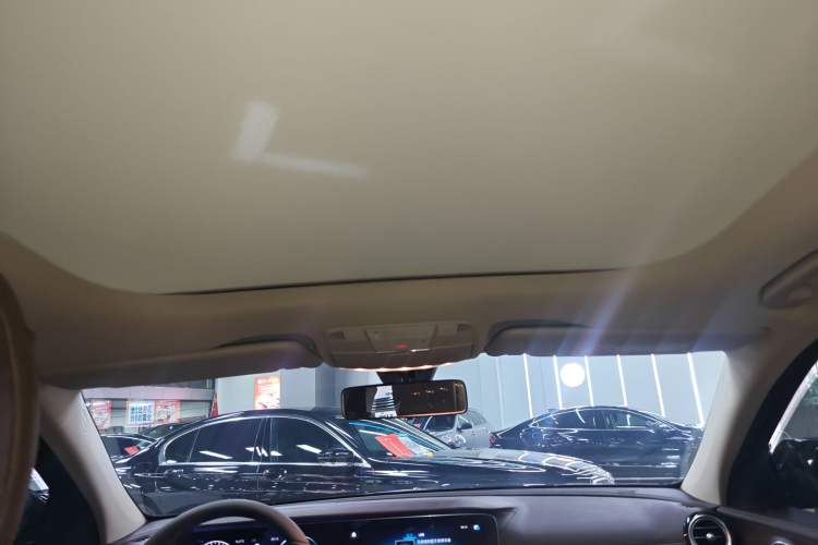 Used Mercedes-Benz E-Class 2021 E 260 L Headliner