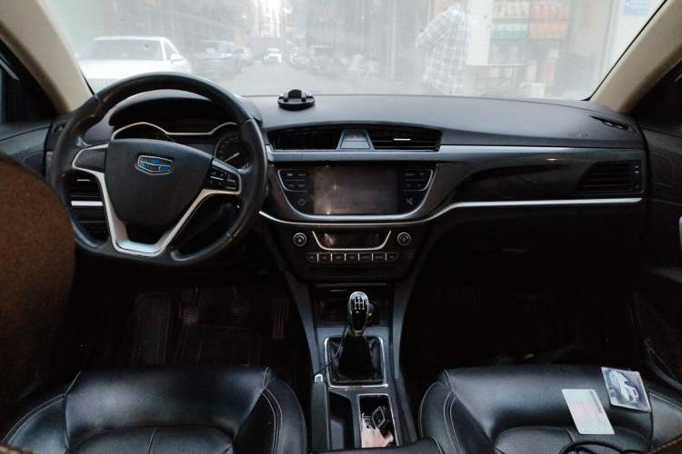 Used Geely Auto Emgrand 2017 Sedan Million Edition 1.5L Manual - Upward Version