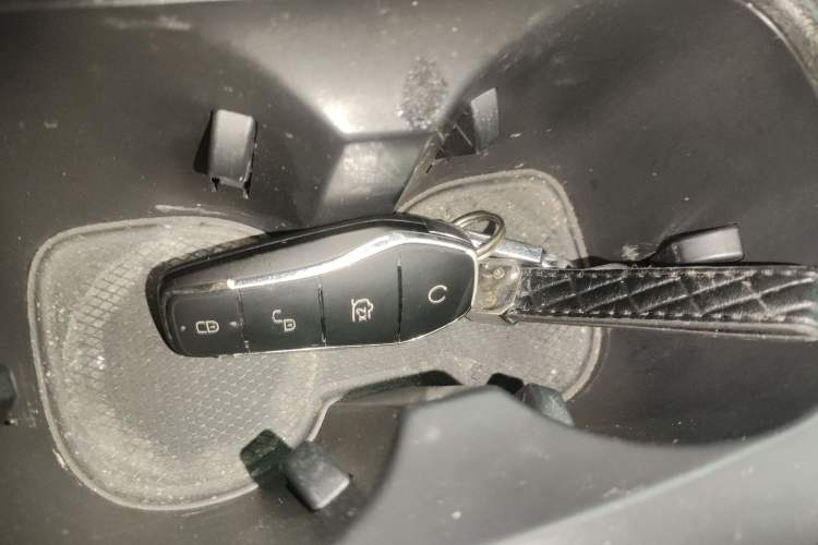 Used BYD Song Pro New Energy 2023 Champion Edition DM-i 110KM Excellence Model Interior 1