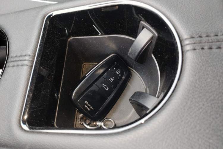 Used Toyota Avalon 2022 2.0L Luxury Edition