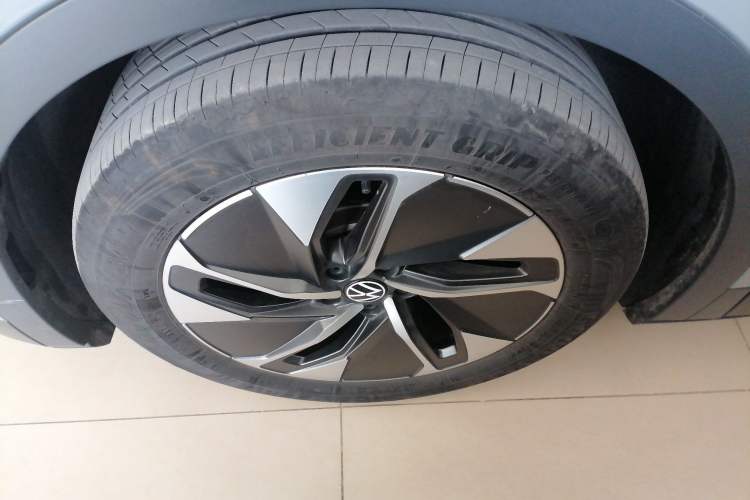 Used Volkswagen ID.4 CROZZ 2024 Pure Edition Limited Edition Left Front Wheel Hub