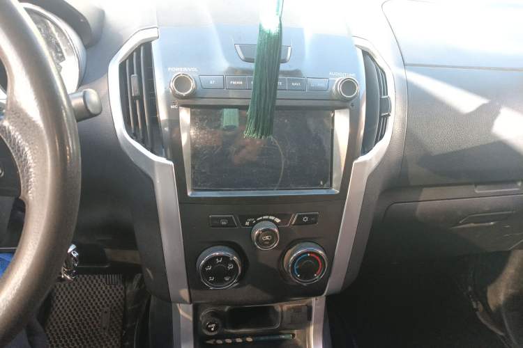 Used Isuzu TAGA 2018 3.0T Two-Wheel Drive Ultra-Luxury Version