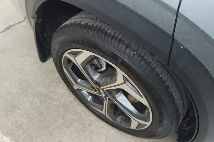 Used Geely Auto Monjaro L 2024 2.0TD High-Power Automatic Two-Wheel Drive Yunqi Version
