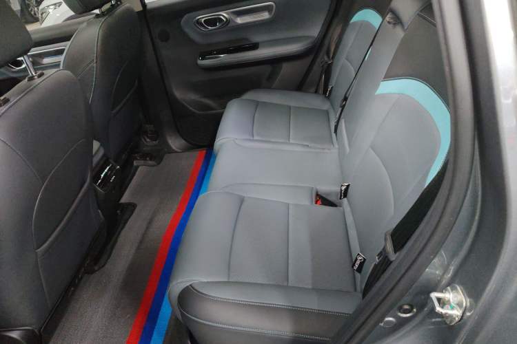 Used AION Y 2022 Plus 70 Tech Edition