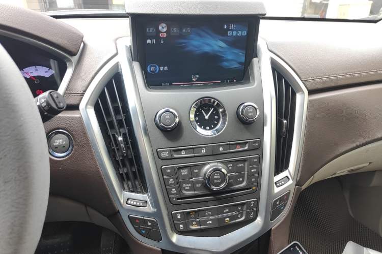 Used Cadillac SRX 2012 3.0L Elite Edition Audio And AC Panel