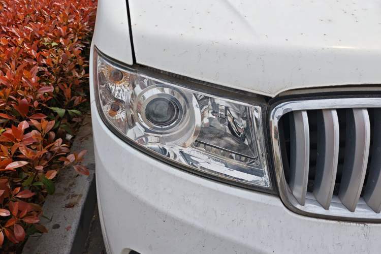 Used Jinbei Hiace X30 