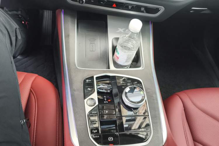 Used BMW X5 2025 Model, xDrive 30Li Prestige M Sport Night Package Gear Lever