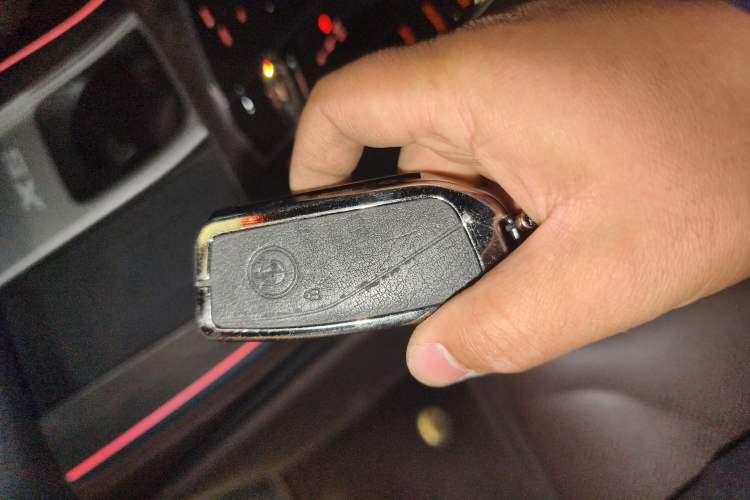 Used BMW X5 2023 xDrive 30Li Luxury M Sport Package
