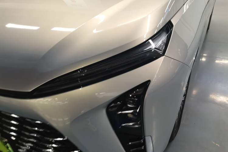 Used Buick GL8 New Energy 2024 Lu Zun Deluxe Edition 7-Seater Left Front Headlight