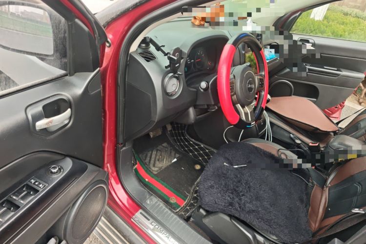 Used Jeep Compass 2013 2.4L four-wheel-drive sport version