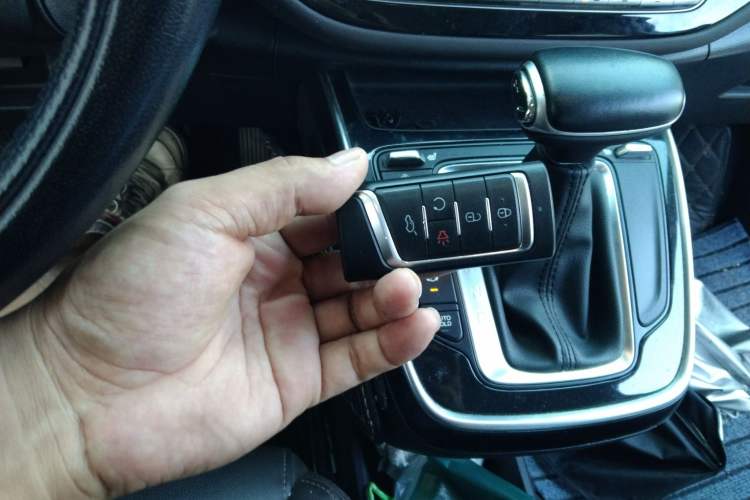 Used GAC Trumpchi M6 2019 270T DCT Luxury Edition (6-seater) China VI
