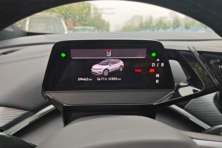 Used Volkswagen ID.4 CROZZ 2022 Long-Range PURE+ Edition
