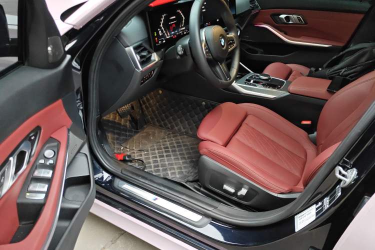 Used BMW 3 Series 2023 330i M Sport Night Edition Package
