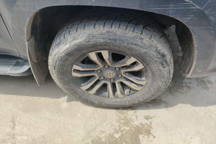 Used Foton General F9 2022 2.0T Diesel Automatic 2WD Enjoyment Version with Long Bed 4F20TC Right Front Wheel Hub